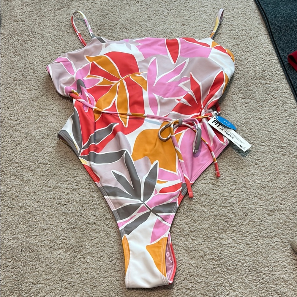 Cupshe Pink Red Orange Floral One-Piece Swimsuit